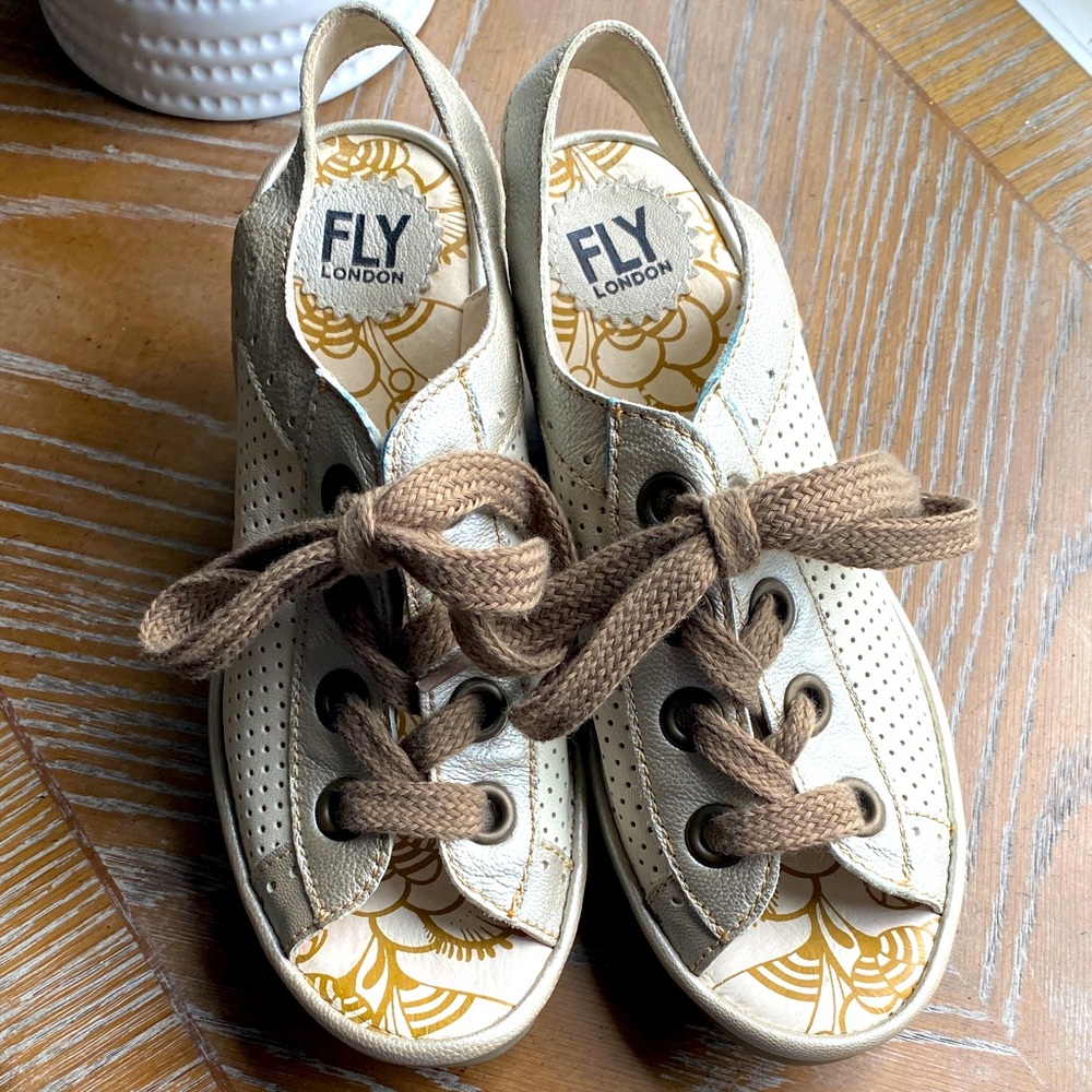 NWOT Fly London lace up Wedge Shoe